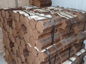 Rindenbriketts von MakroTherm